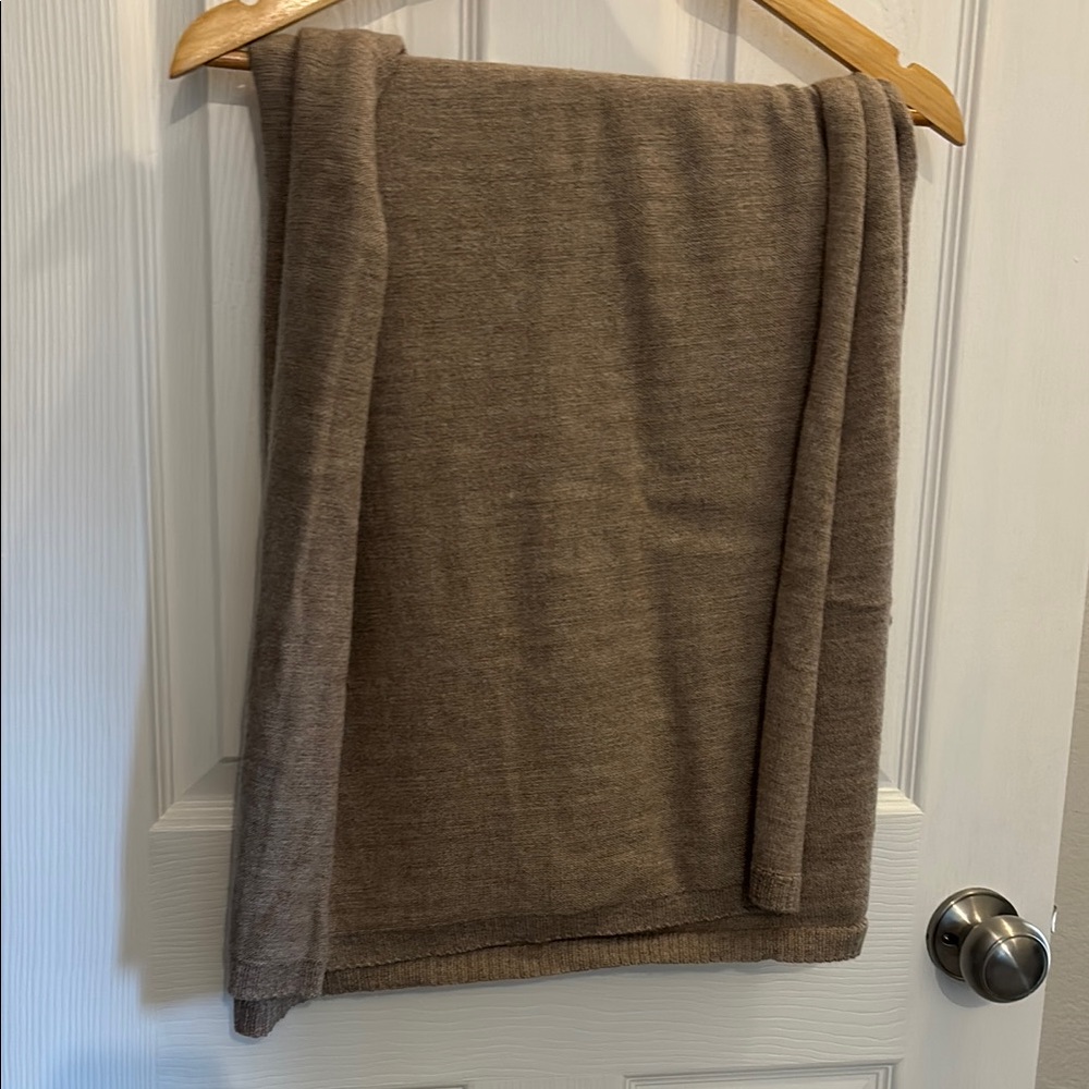 Alicia Adams Alpaca shawl